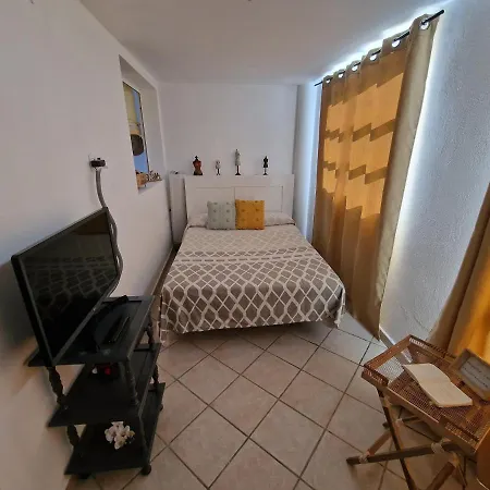 Janeli * טרחלחו